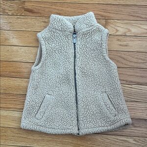 Old Navy Cream Sherpa Vest